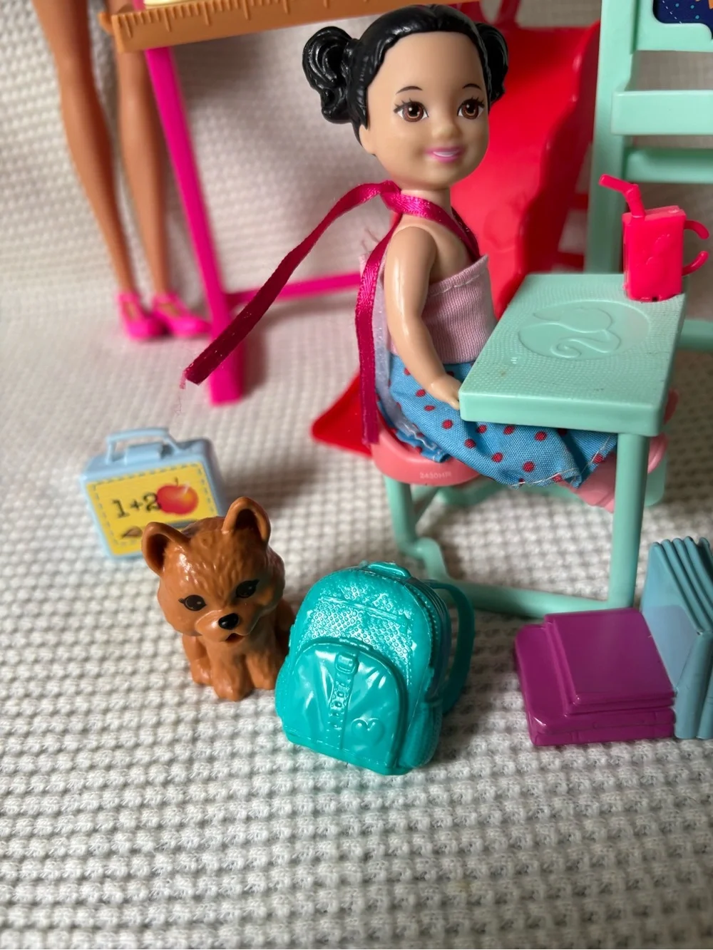 Barbie Kindergarten School doll Easel w space Animals Dino & Chelsea Kelly lot